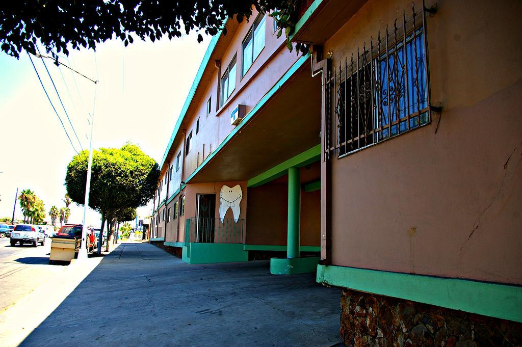 Motel Presidente Ensenada Luaran gambar